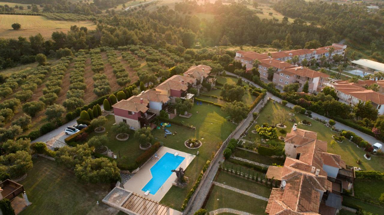 Rastoni Fabienne Shared Pool Maisonette, Afitos Exteriér fotografie