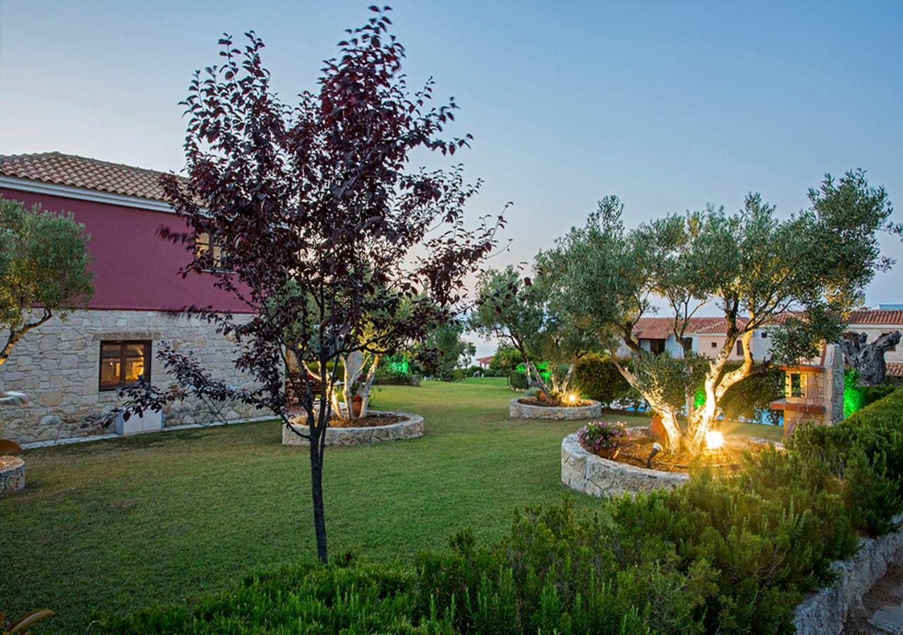 Rastoni Fabienne Shared Pool Maisonette, Afitos Exteriér fotografie